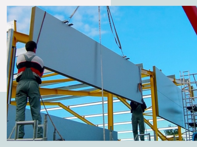 Монтаж сэндвич-панелей в Курганинске от 624 руб.